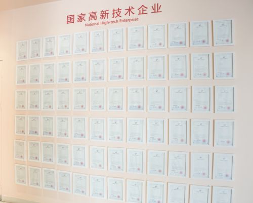 以综合实力助力小众香水品牌高质量发展开元ky棋牌香水oem企业广州雪蕾：(图2)